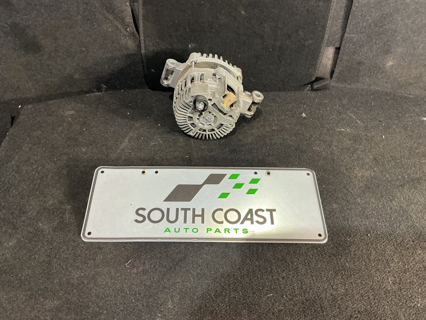 2009 Holden Calais VE  Alternator 92230902