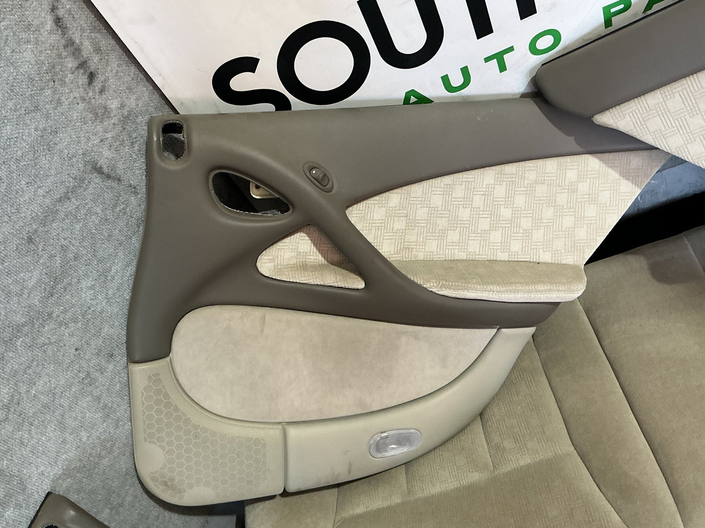 2004 Holden Statesman WK Complete Interior