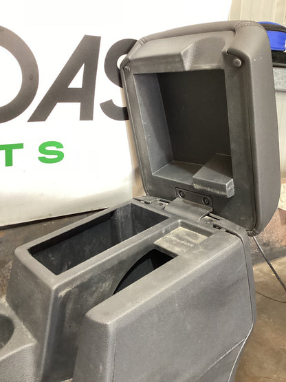2018 Volkswagen Amarok Centre Console