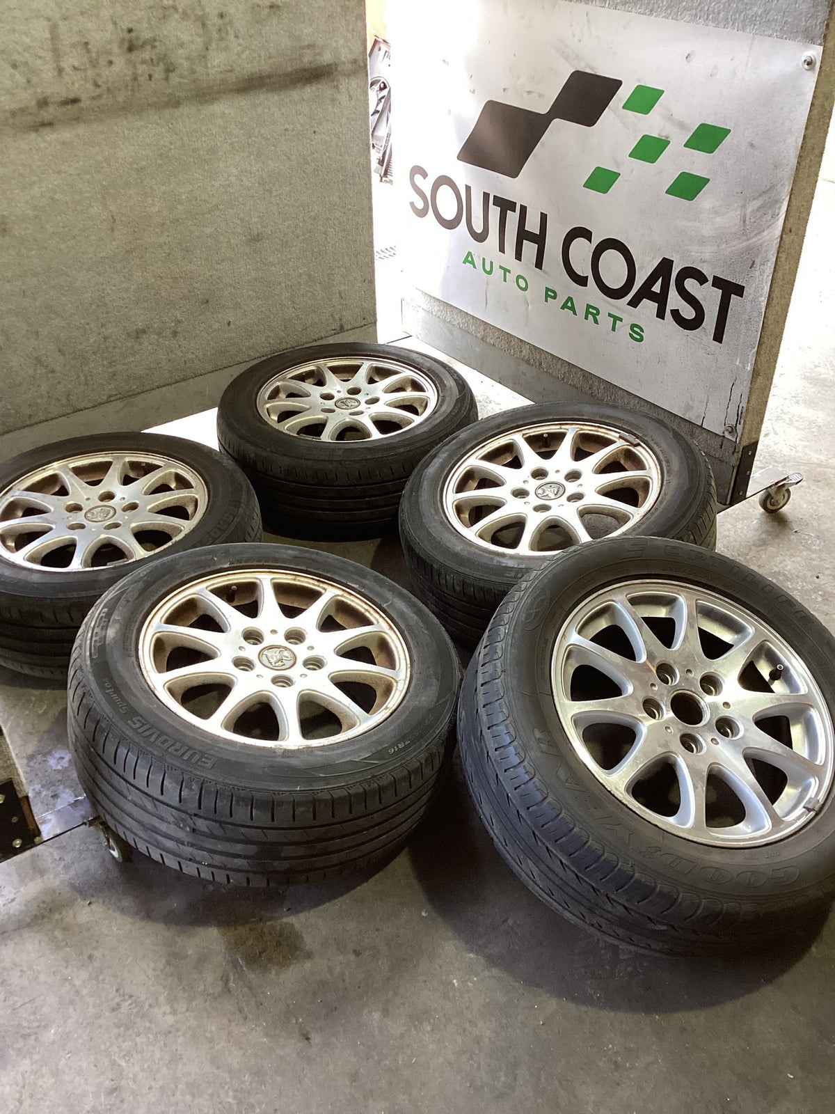 2003 Holden Commodore VYEquipe Wheel Set
