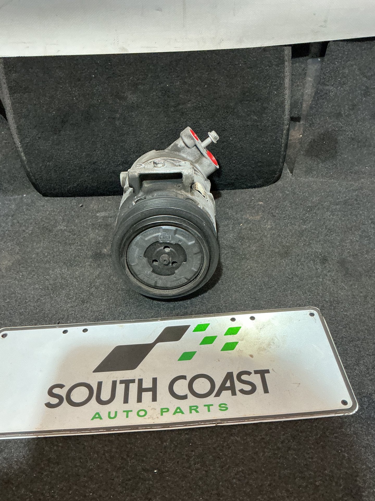 Holden Calais VE 6G1EX55768L940846 A/C Compressor 92157794