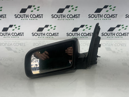 2005 Holden Adventra VZ 6G1ZM84785L518795 Left Door Mirror 92084920