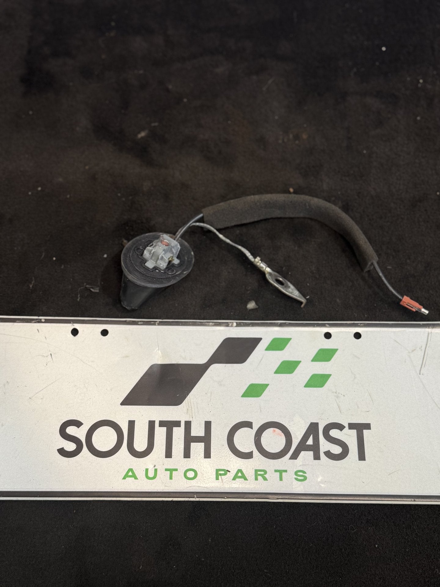 2006 - 2010 Holden Commodore VE  Aerial Amplifier 92249268