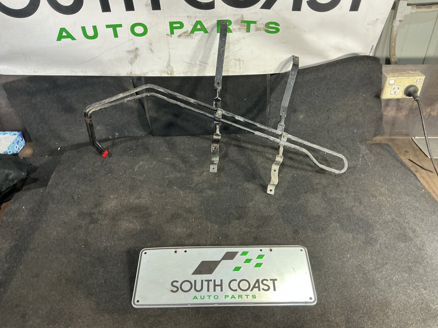 2005 Holden Commodore VZ  Transmission Cooling Pipe