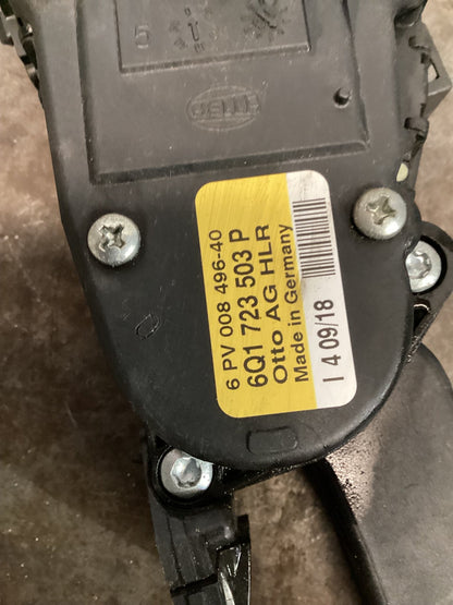 2018 Volkswagen Amarok Accelerator Pedal 6Q1723503P