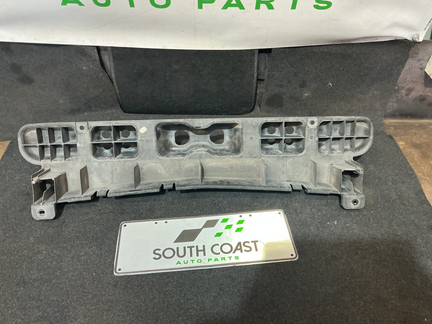 Holden Calais VE 6G1EX55768L940846 Front Bar Absorber 92159495