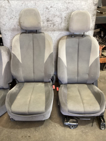 2013 Holden Colorado RGLS Complete Interior