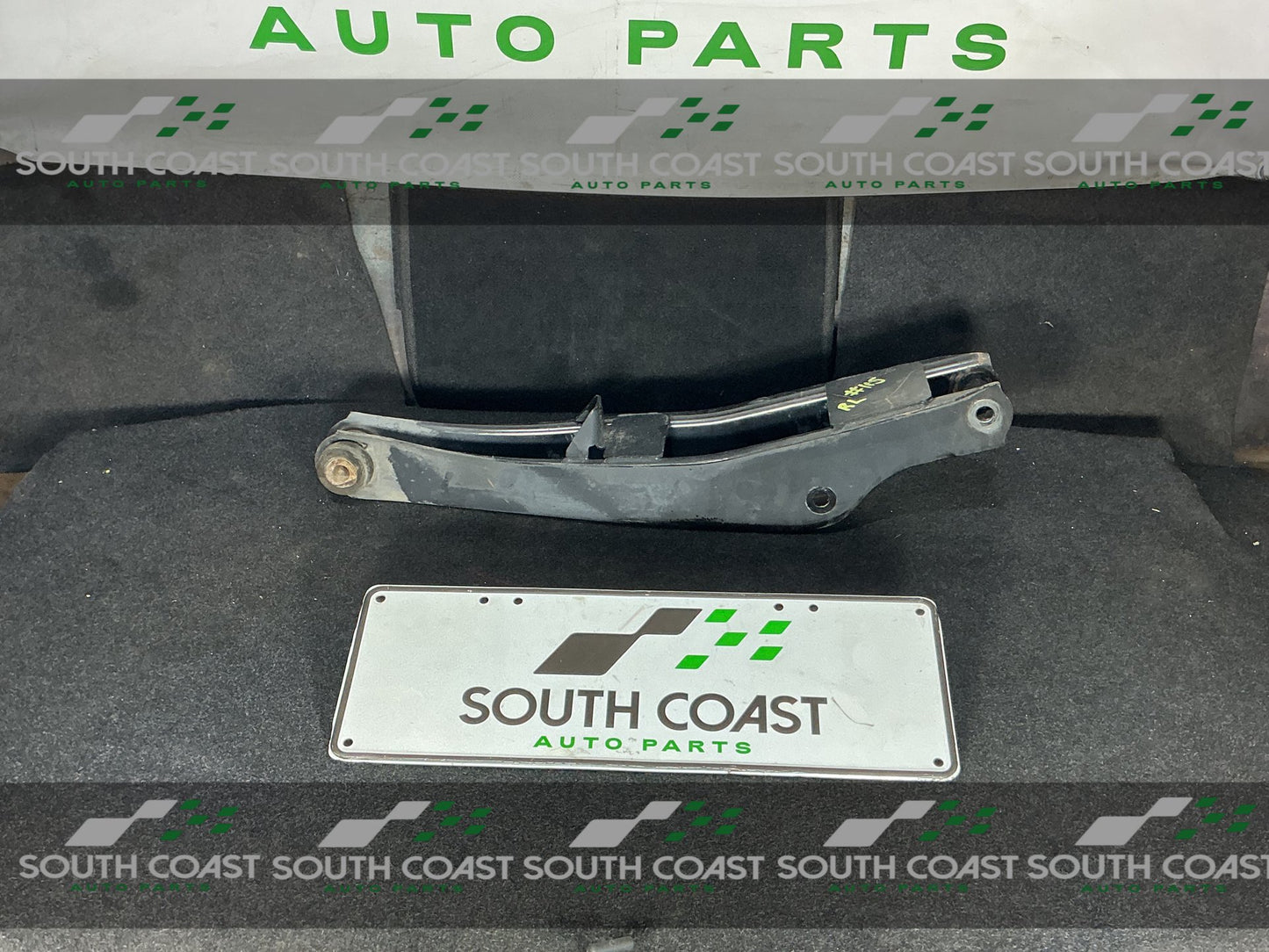 2007 Holden Calais VE 6G1EX55768L940846 Right Rear Lower Control Arm 92159164