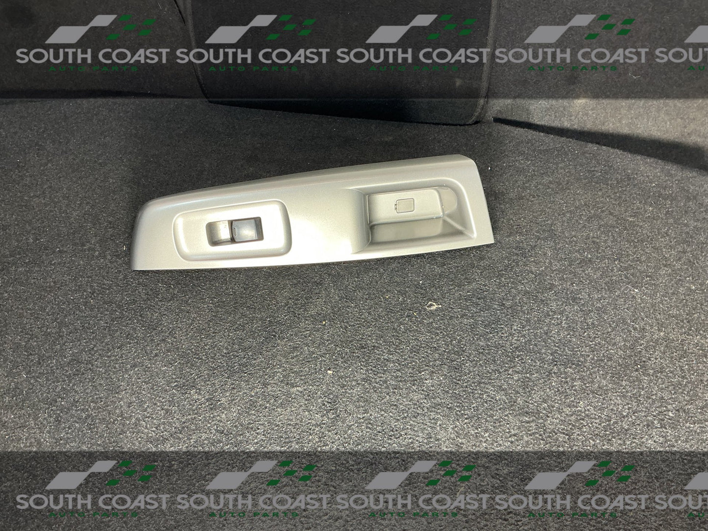 2008 Subaru Forester SH Left Front Window Switch