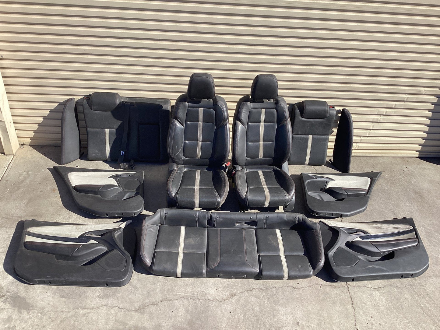2013 - 2015 Holden Commodore   Complete Interior