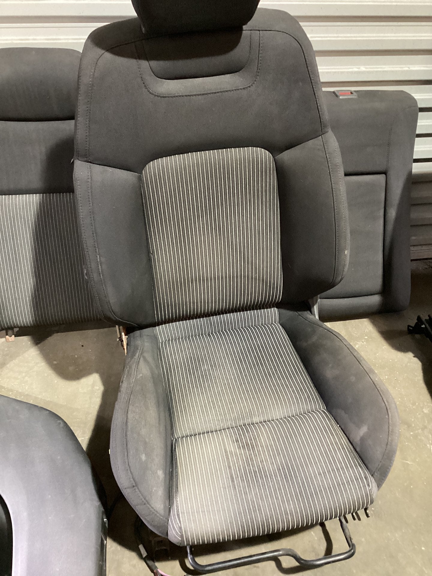 2010 - 2013 Holden Commodore   Complete Interior VES2SV6COMPLETEINTERIORSEATSDOORTRIMS