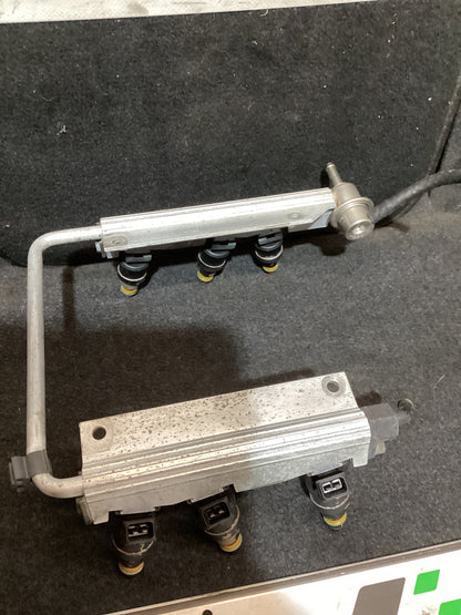 1994 Holden Commodore VR Injection Rail