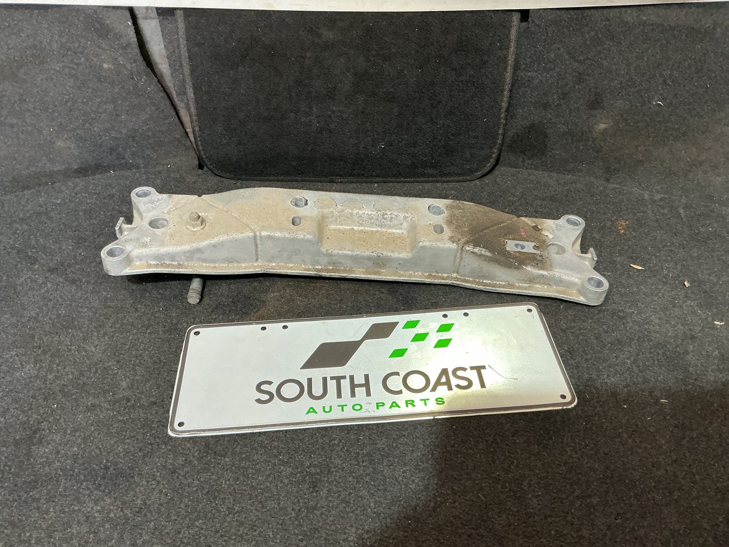 2007 Holden Calais VE 6G1EX55768L940846 Transmission Crossmember 92158191