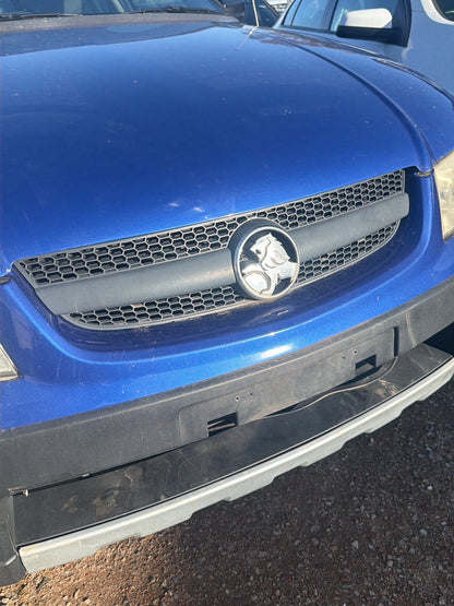 2005 Holden Adventra VZ 6G1ZM84785L518795 Bumper Grille