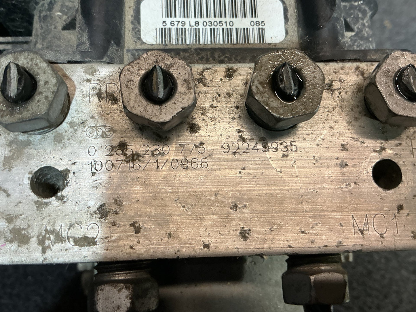 2010 Holden Commodore ABS Pump/Modulator 92249935
