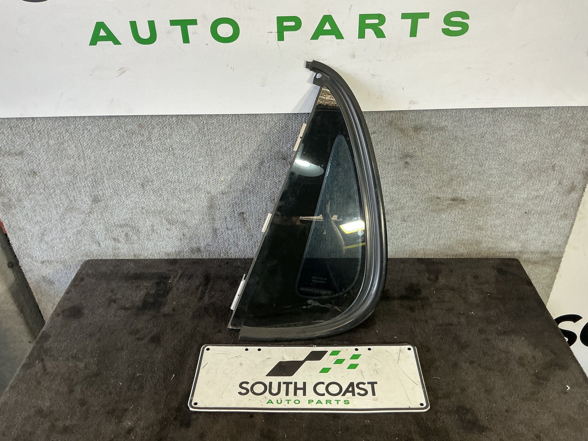 2002-2005 Holden Commodore VU 6H8VUK80F2L904753 Left Rear Quarter Door Glass