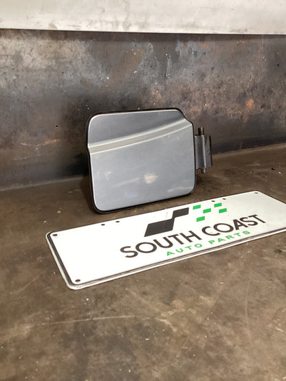 2018 Volkswagen Amarok Fuel Filler Door 0530010S