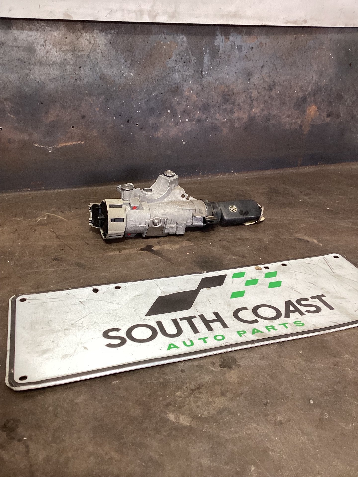 2018 Volkswagen Amarok Ignition Barrel 905851L