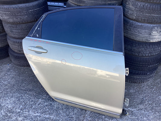 2010 Holden Statesman WM Right Rear Door WMRIGHTREARDOORPAINT385N