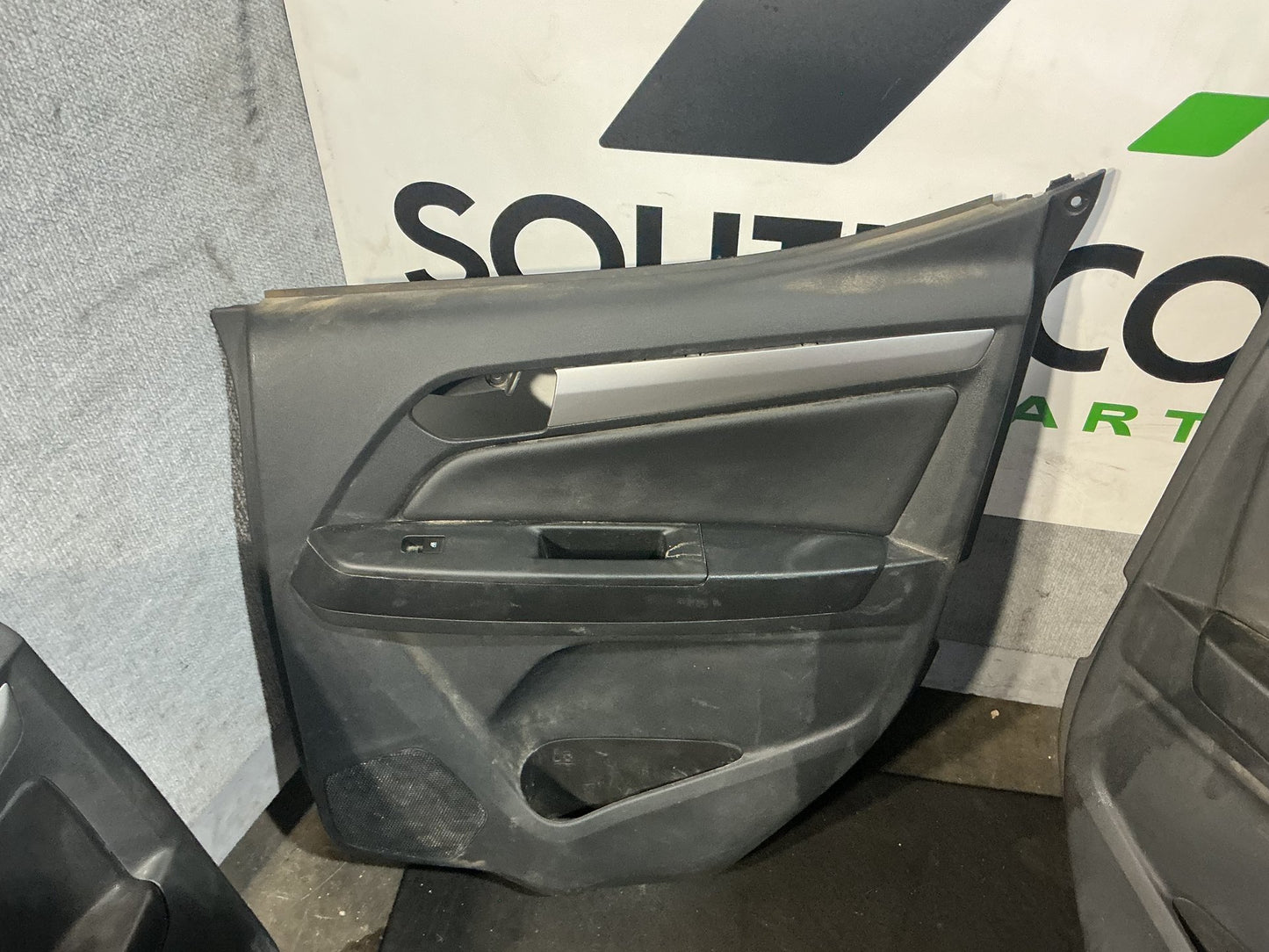 2019 Holden Colorado Interior