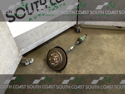 Holden Calais VE 6G1EX55768L940846 Left Rear Hub Assembly 92191888