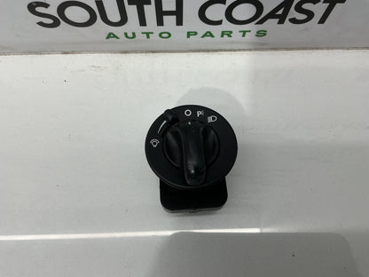 1999 Holden Commodore VT 6H8VTK69HXL423830 Headlight Switch 92046993