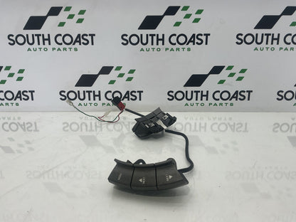 2005 Holden Adventra VZ 6G1ZM84785L518795 Volume Control Switches
