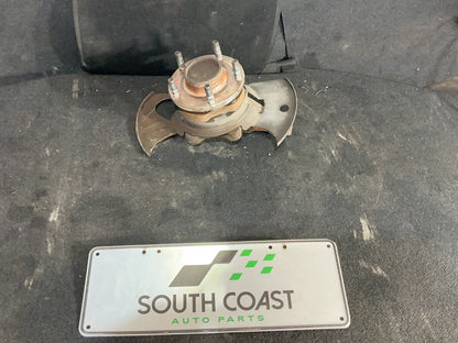 2005 Holden Commodore VZ  Right Front Hub Assembly