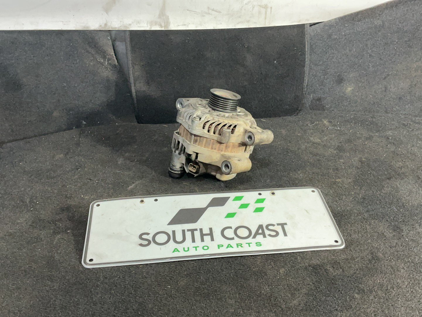 2005 Holden Commodore VZ  Alternator