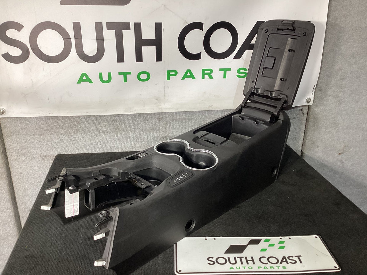 2017 Holden Commodore VF Centre Console
