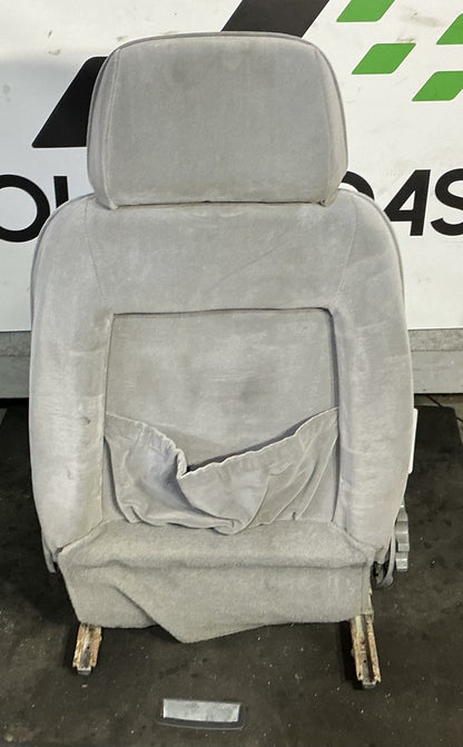 1993-1997 Holden Commodore VR Seats Set