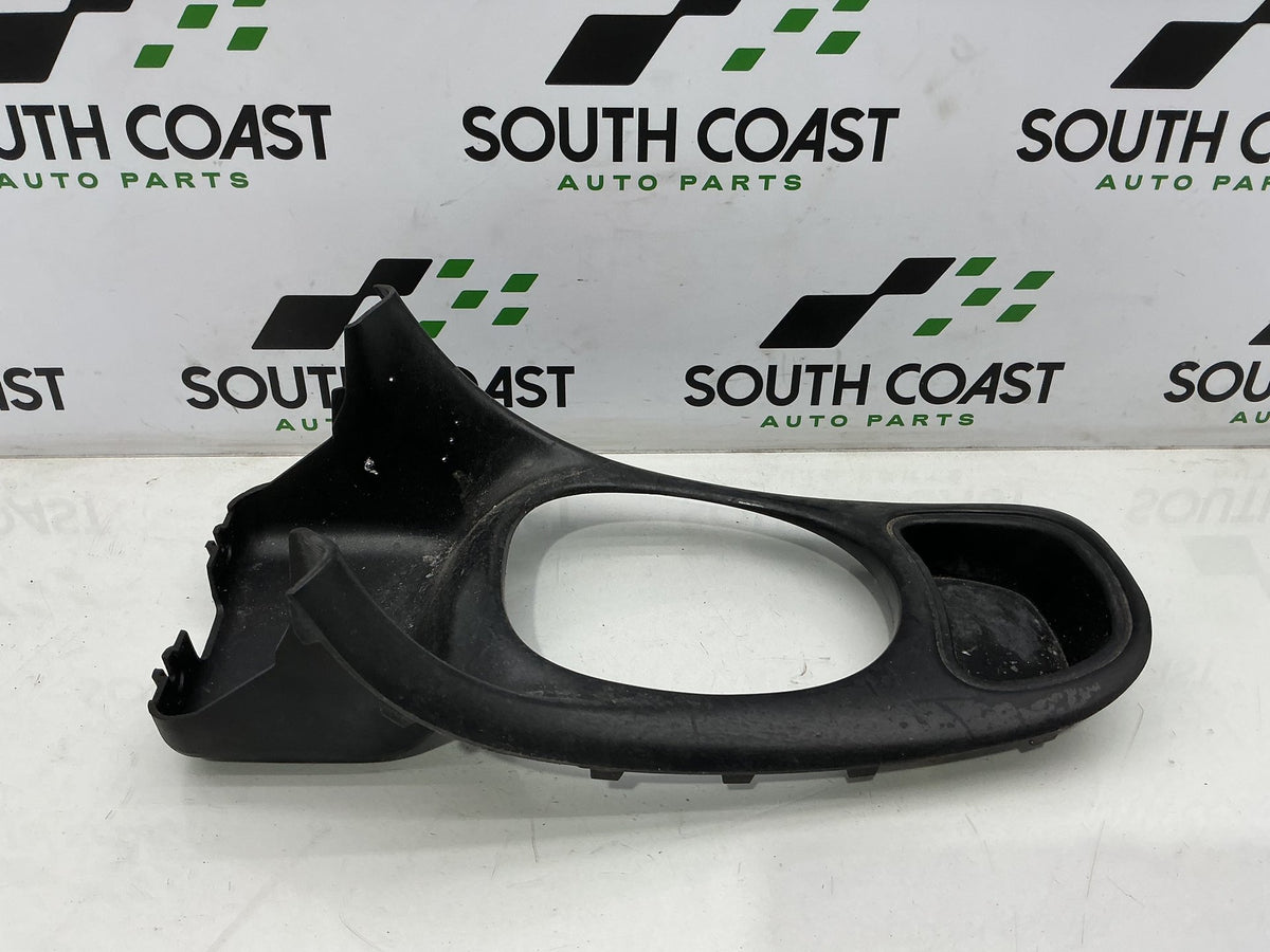 1999 Holden Commodore VT 6H8VTK69HXL423830 Gearshift Surround Trim 92050760
