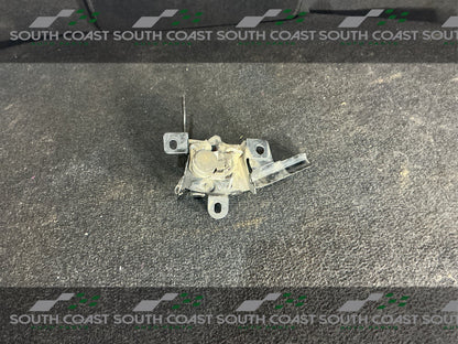 Subaru Forester SH  Bonnet Release