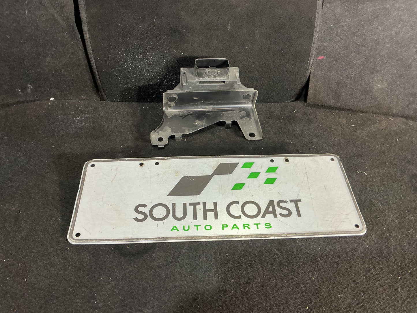2014 Mazda CX-5 KE DC Converter Module PE03 18572