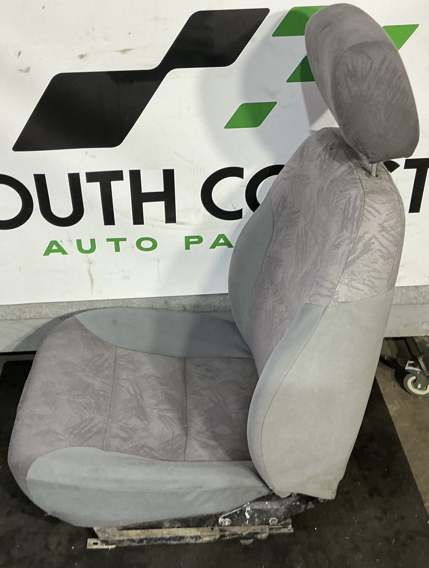 1993-1997 Holden Commodore VR Seats Set