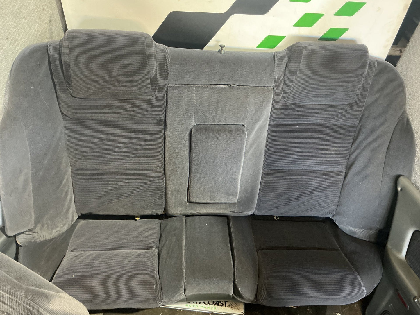 1990 Holden Statesman VQ 6H8VSY19UML459969 Complete Interior