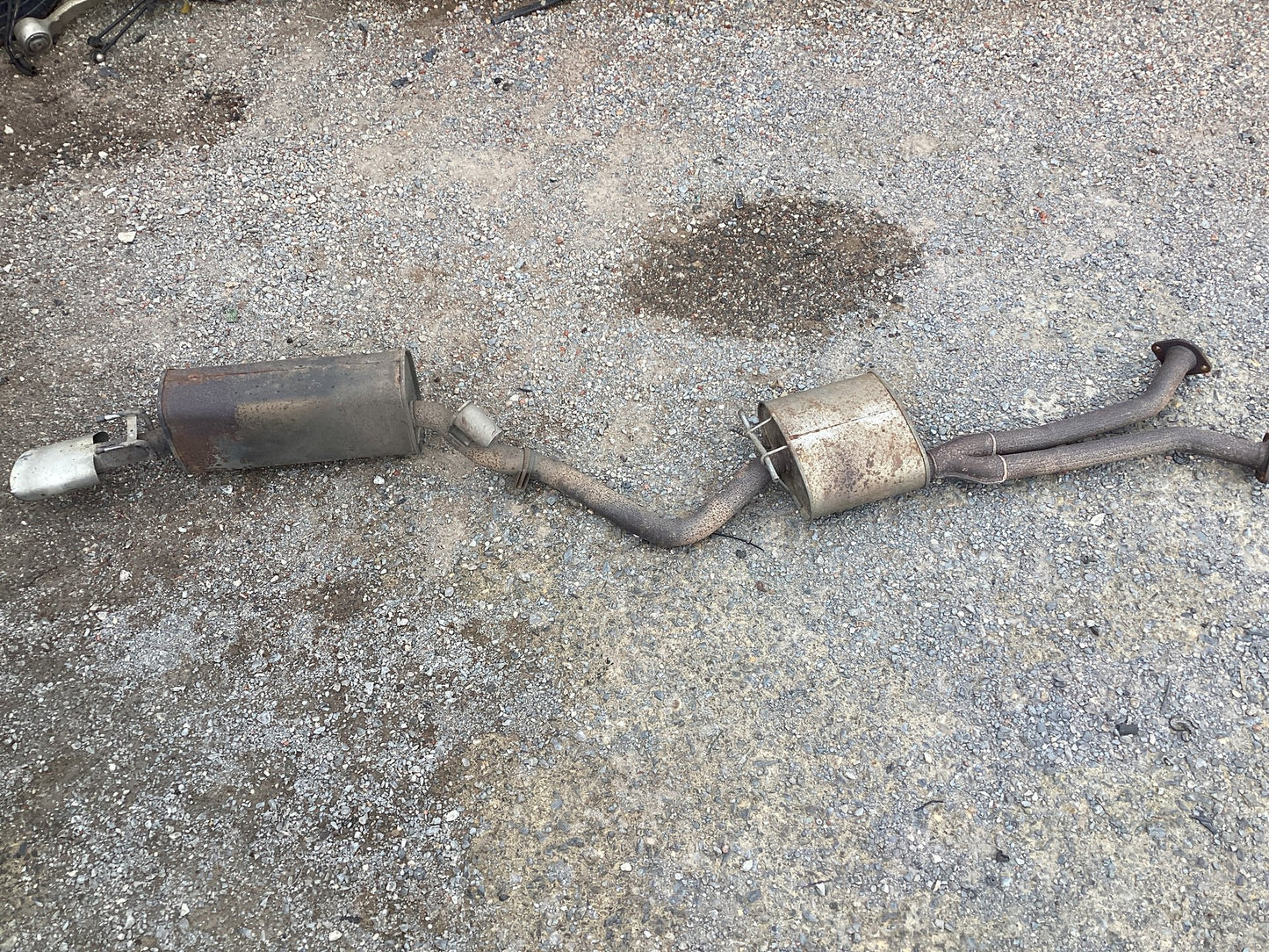 2005 Holden Commodore VZ  Exhaust System