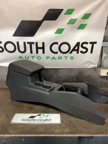 2018 Volkswagen Amarok Centre Console