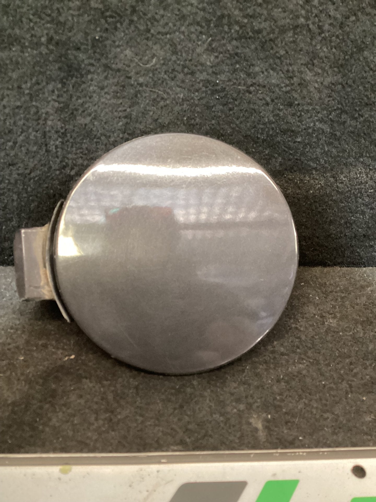 Holden Commodore VR  Fuel Filler Door 922917