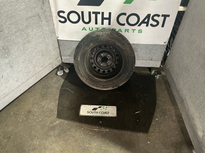 1990 Holden Statesman VQ 6H8VSY19UML459969 Spare Wheel