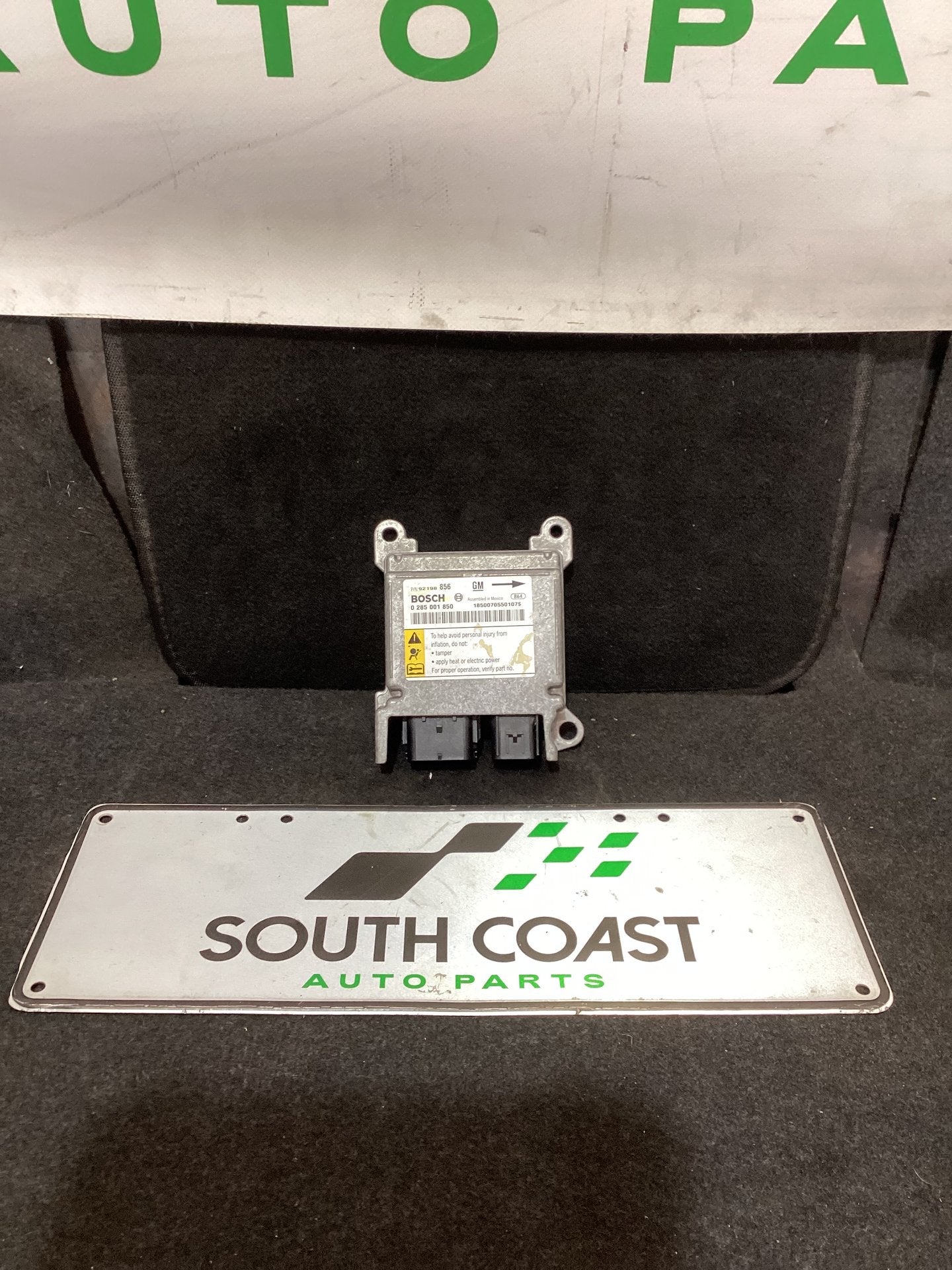 Holden Calais VE 6G1EX55768L940846 Airbag Module 92198856