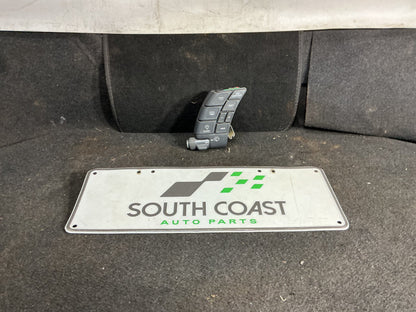 1990 Holden Statesman VQ 6H8VSY19UML459969 Wiper Switch