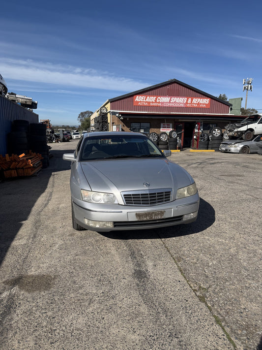 2004 Holden Statesman V8 WL Sedan