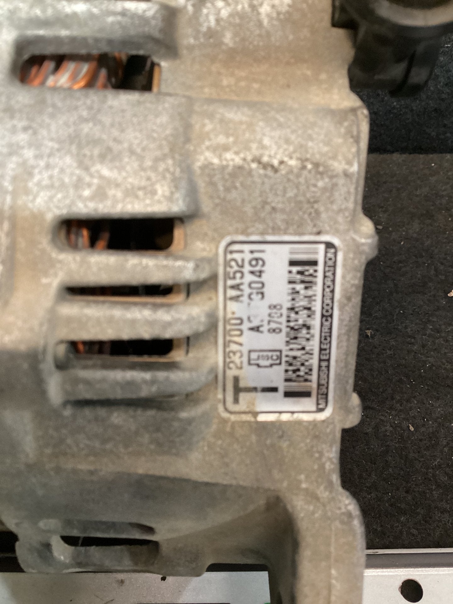 Subaru Forester SH  Alternator
