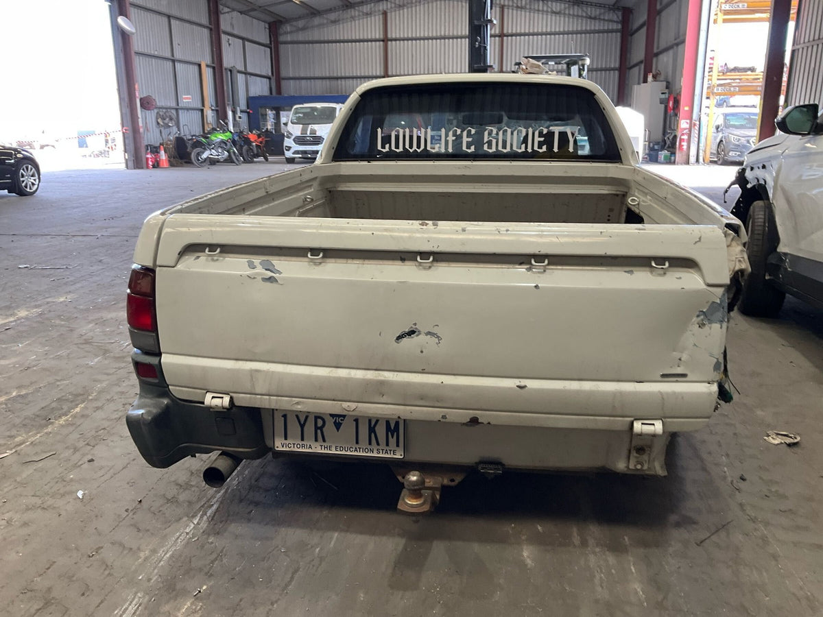 1999 Holden Commodore VS Extended Cab Utility