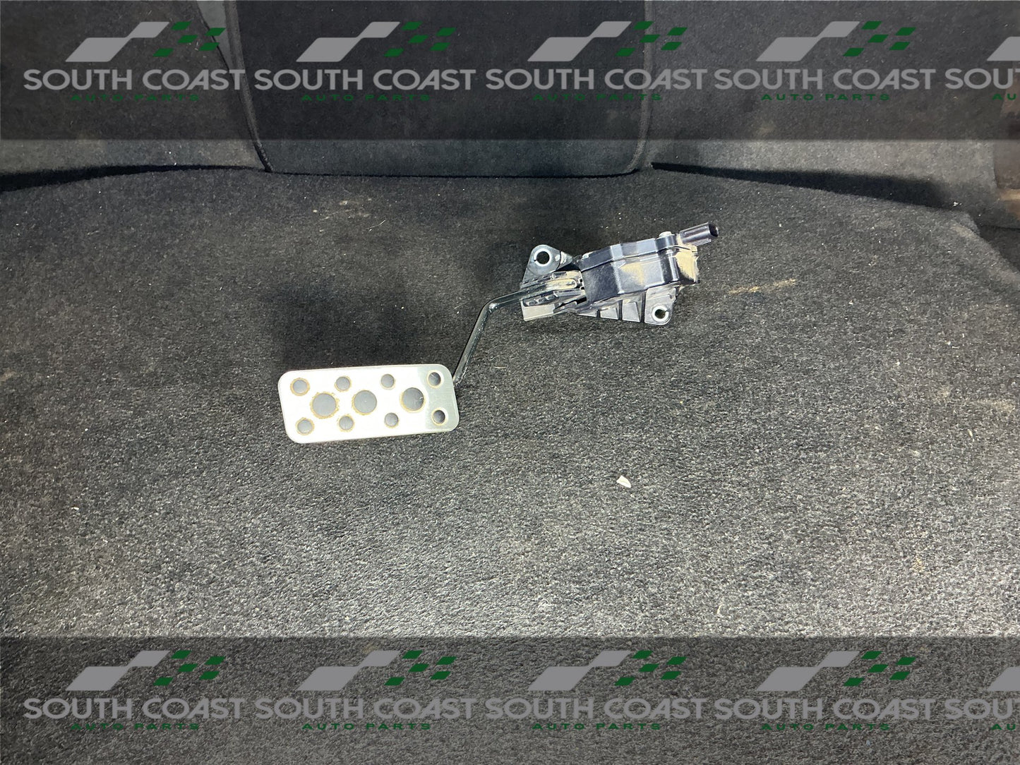 Subaru Forester SH  Accelerator Pedal
