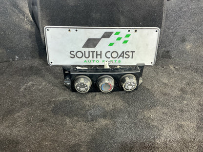 2005 Holden Commodore VZ  Heater/AC Controls