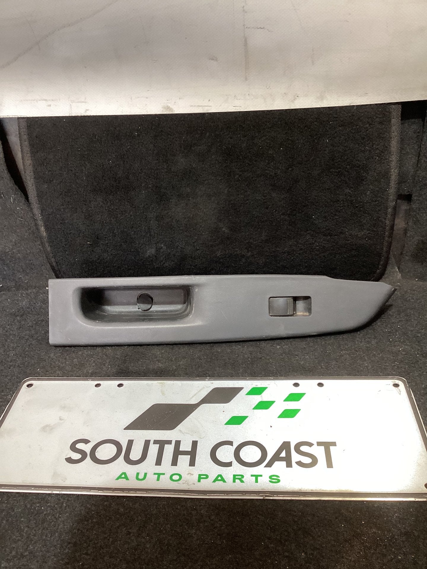 Holden Colorado RG  Left Rear Window Switch
