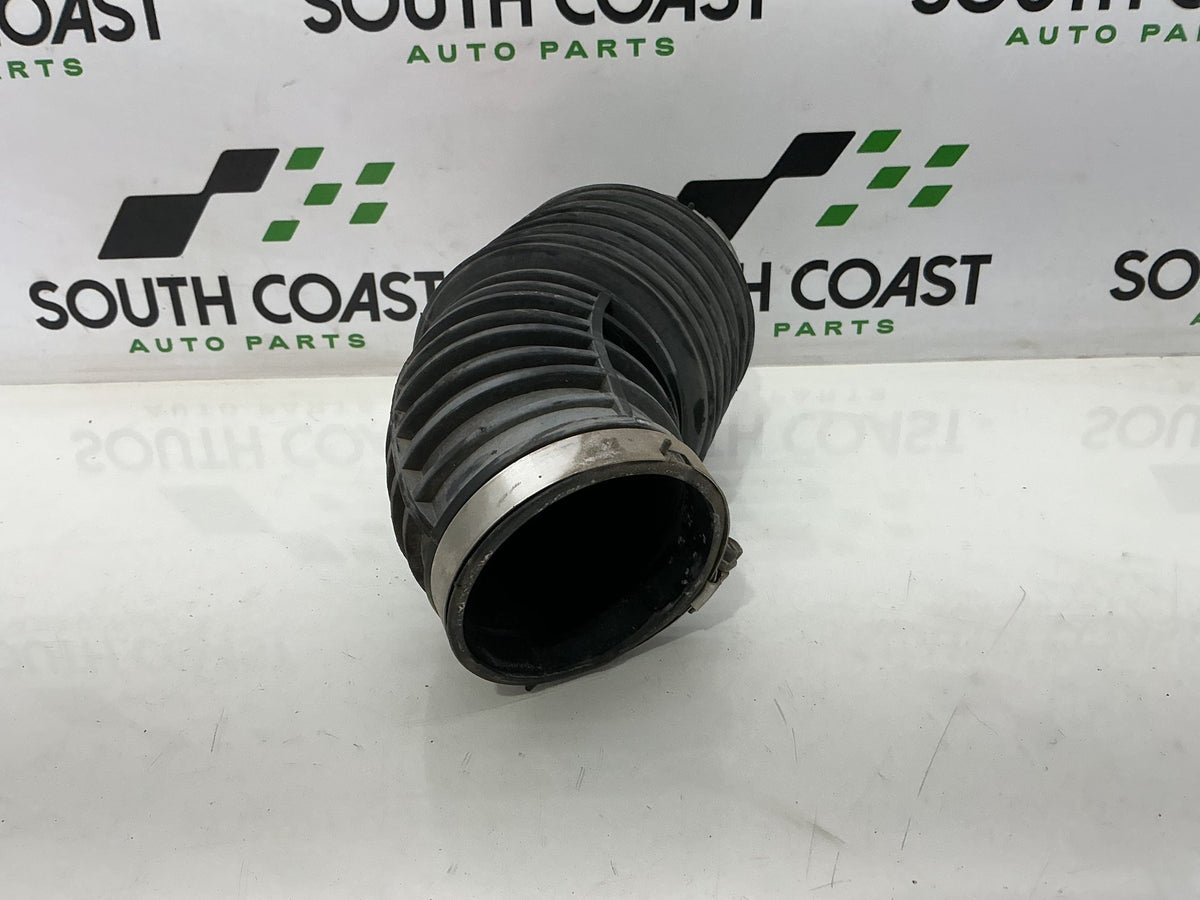 1999 Holden Commodore VT 6H8VTK69HXL423830 Air Cleaner Duct/Hose