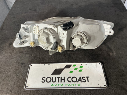 2002-2004 Holden Commodore VY Left Headlight 92083410